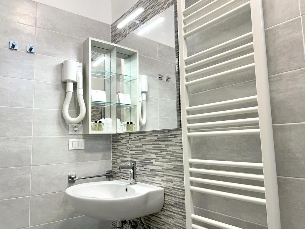 Residence Hotel Angeli Rimini Esterno foto