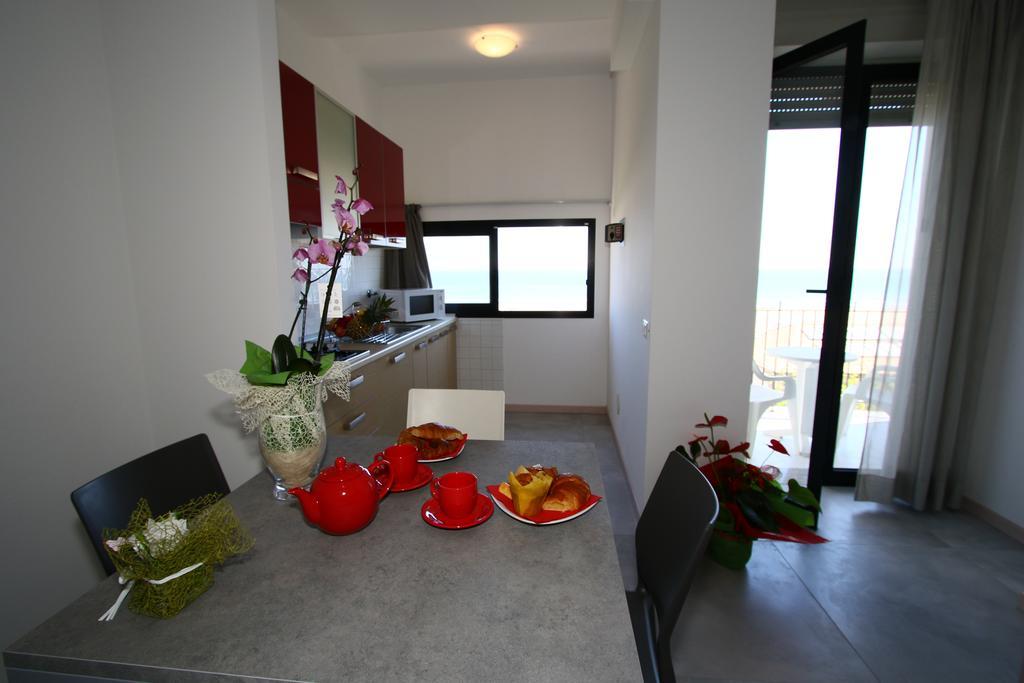 Residence Hotel Angeli Rimini Esterno foto
